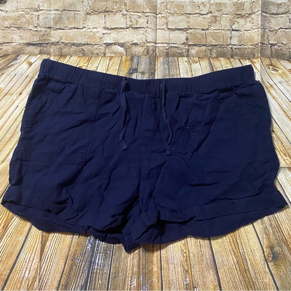 New York & Company Blue Cotton Linen Stretch Waist Cuffed Short - Picture 1 of 5